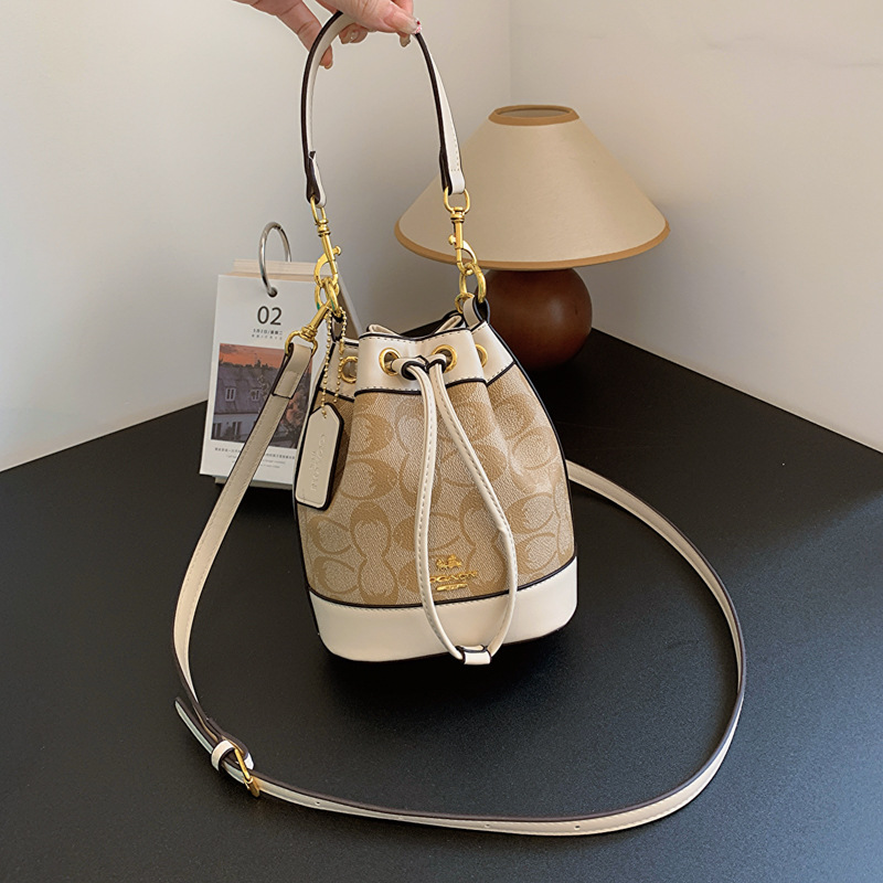 Women Bags 2026 Trends - New boutique vintage flower bucket bag