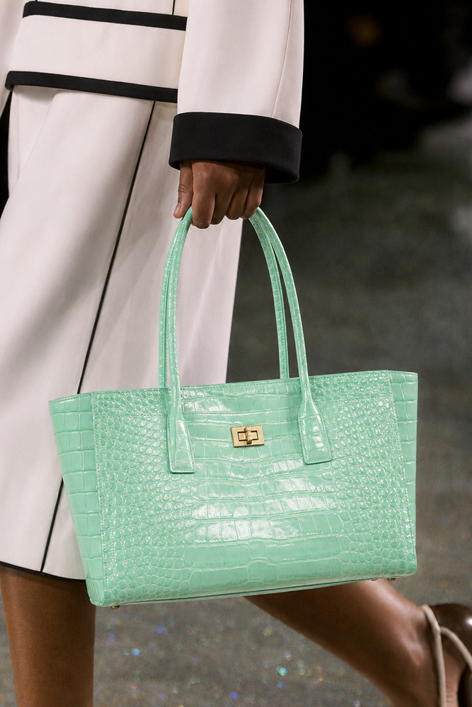 SHELKSBAG Glossy Crocodile Emb - Women Hand Bags For Office recension och pris